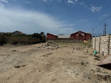 Şüvelan Park kecenden sonra "Dovlet Iqametgahi"nin arxasinda Torpaq, -2