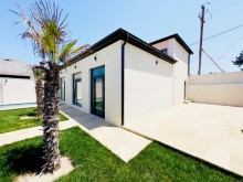 Bakı şəhəri, Mərdəkan qəsəbəsi, həyət evi satılır, 140 m2, 4 otaq, -3