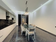 4 otaqlı həyət evi/bağ evi 220 m², Mərdəkan q. Bakı, -9