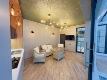 Satılır 5 otaqlı həyət evi/bağ evi 200 m², Şüvəlan q., -8