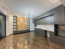 Mərdəkanda 4 otaqlı həyət evi satılır, -11