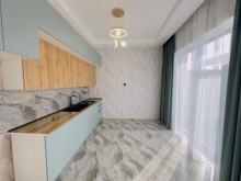 Şüvəlanda qapalı məhəllədə daimi yaşamaq üçün münasib ev satılır, -4