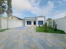 Баку, в престижном районе с виллами продается одноэтажный дом, -17