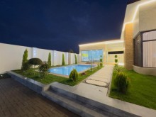 Mərdəkan qəsəbəsində Bravo supermarket yoluna yaxın lux villa satılır, -6