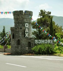 Satılır Torpaq və Ev Qax şəhəri, Qaşqaçay kəndi Sərin Bulaq istirahət mərkəzi, -2