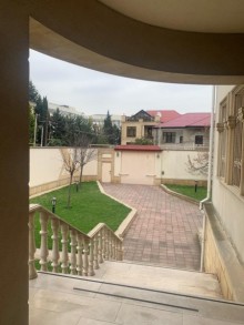Gənclik m.st ətrafında ən elit ərazidə 3 mərtəbəli ev satılır, -8