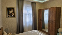 Şüvəlanda tam əşyalı TƏCİLİ ev satılır Vətən restoranı arxasında, -14