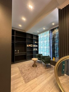 Şüvəlan Qəsəbəsində Modern Villa Satılır – 15 Sot Torpaq, 350 Kvadratmetr, -15