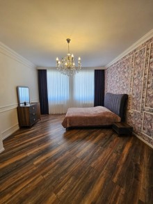 Şüvəlan Park kompleksi yaxınlığında 2 mərtəbəli bağ evi satılır, -14