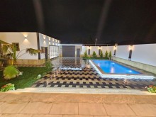 Şüvəlan modern 4 otalı villa satılır. 1 mərtəbəli yeni ev 180 m2, -5