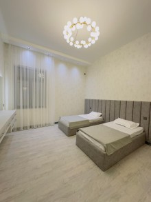 Bakıda villalar məhəlləsində əşyalı luks ev satılır, -13