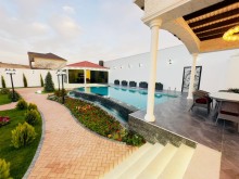 Mərdəkan Əncirlik massivində 1 mərtəbəli villa satılır. 5 otaqlı Modern ev, -5