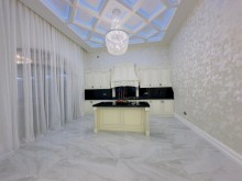 Mərdəkan Əncirlik massivində 1 mərtəbəli villa satılır. 5 otaqlı Modern ev, -19