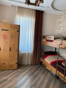 Türkanda sahilə 200 metr məsafədə bağ evi satılır, -14