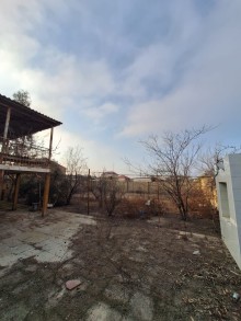 Qobustanda Şıxlar Massivi Satılır Həyət evi, -7