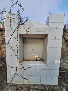 Qobustanda Şıxlar Massivi Satılır Həyət evi, -12