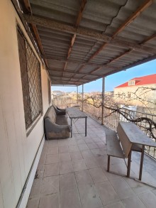 Qobustanda Şıxlar Massivi Satılır Həyət evi, -16