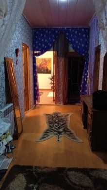 Bayılda, Gülbala Aliyev küç  Satılır Həyət evi, -12