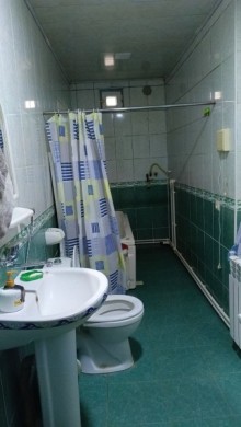 Bayılda, Gülbala Aliyev küç  Satılır Həyət evi, -13