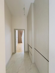 Buzovna Mərdəkan yolunda "Vətən" restoranı yaxınlığında palmalı villa satılır, -9