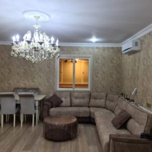 Dağüstü parkın yaxınlığında 4 otaqlı mənzil satılır, -9