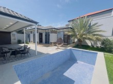Mərdəkanda yeni tikilmiş gözəl villa satılır. 3 sot torpaq sahəsi, -2