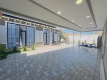 Mərdəkanda yeni tikilmiş gözəl villa satılır. 3 sot torpaq sahəsi, -8