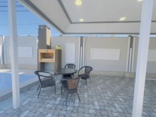Mərdəkanda yeni tikilmiş gözəl villa satılır. 3 sot torpaq sahəsi, -9
