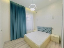 Mərdəkan qəsəbəsində yeni inşa edilmiş modern bağ evi satılır, -12