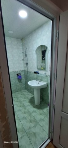Binəqədi.r, 7-ci mikrorayon Satılır Köhnə Tikili, -2