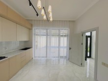 Mərdəkan  Bravo market yolunda 1 mərtəbəli hovuzlu həyət evi satılır, -17