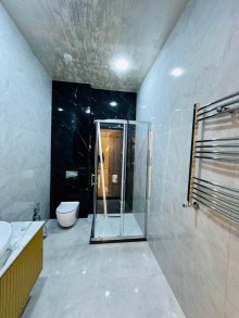 Mərdəkan Qızıl Qum bağlarında, 6 sot torpaq sahəsində inşa edilmiş, 2 mərtəbəli villa satılı, -20