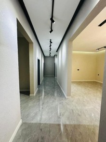 Mərdəkan bağlarında yeni ev satılır. 4 otaqlı 1 mərtəbəli ev, -6