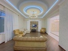 Вилла с бассейном на продажу в Шувелане, -12