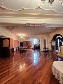 In Bakyxanov settlement (Razin) a 4-story villa is for sale, -8