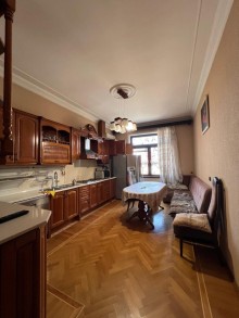 In Bakyxanov settlement (Razin) a 4-story villa is for sale, -9