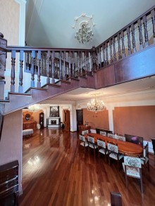 In Bakyxanov settlement (Razin) a 4-story villa is for sale, -17