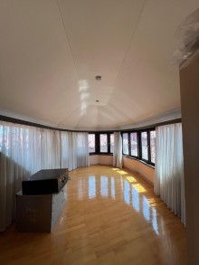 In Bakyxanov settlement (Razin) a 4-story villa is for sale, -19