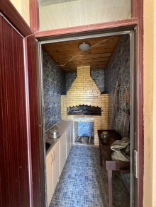 In Bakyxanov settlement (Razin) a 4-story villa is for sale, -20