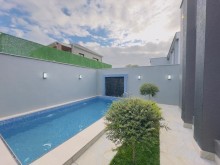 Mərdəkanda yeni 1 mərtəbəli ev satılır. 3 sot torpaq sahəsi, -3