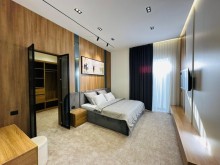 Şüvəlan villa satışı – hovuzlu və geniş həyətli ev, -8