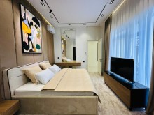 Şüvəlan villa satışı – hovuzlu və geniş həyətli ev, -12