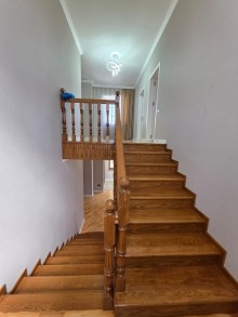 Mərdəkan qesebesinde Bravo yolunda villa satılır, -9
