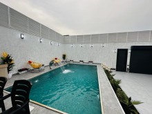 Mərdəkan əşyalı villa satılır, -2