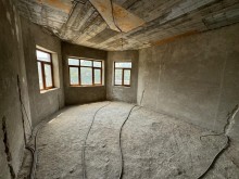 Xırdalanda Satılır Həyət evi, -7